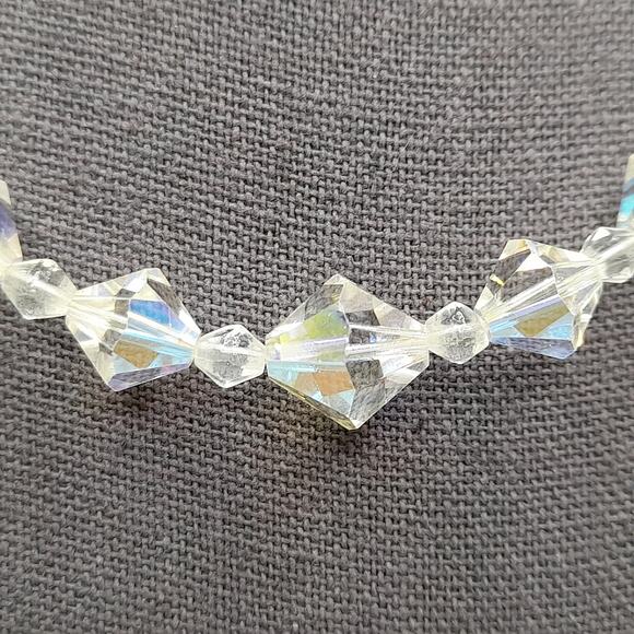 Vintage 1950s Aurora Borealis Crystal Bead Single Strand Necklace, 15 Inches - Picture 11 of 11